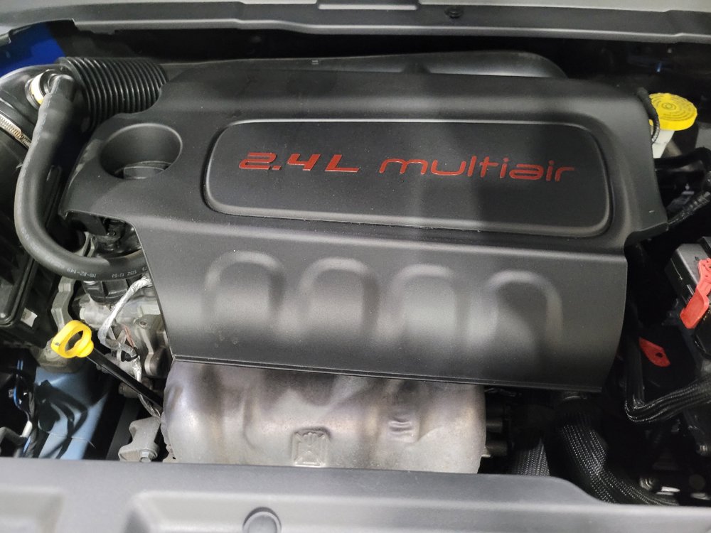 Used 2022 Jeep Compass Latitude FWD image 30