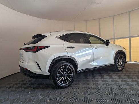 Used 2025 Lexus NX 250 FWD image 15