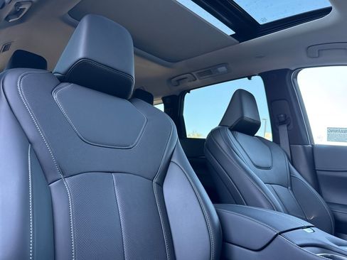 New 2026 INFINITI QX60 Luxe w/ Cargo Package image 18