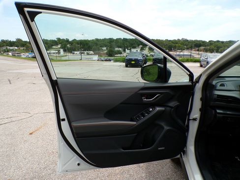 New 2026 Subaru Crosstrek 2.5i Limited AWD/4WD image 23