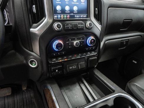 Used 2021 GMC Sierra 1500 Denali w/ Denali Ultimate Package AWD/4WD image 17