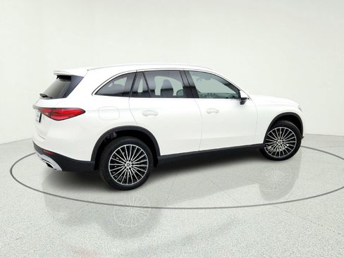 New 2026 Mercedes-Benz GLC 300 image 8