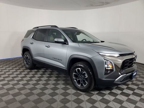 New 2026 Chevrolet Equinox ACTIV FWD image 2