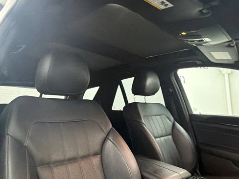 Used 2018 Mercedes-Benz GLE 350 image 29
