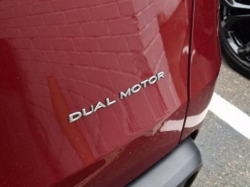 Used 2026 Tesla Model Y Long Range AWD/4WD image 11