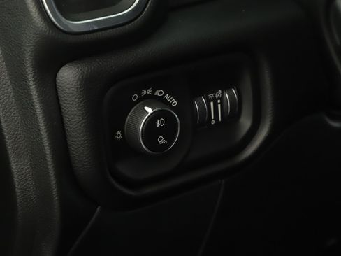 Used 2026 RAM 2500 Laramie w/ Night Edition AWD/4WD image 8