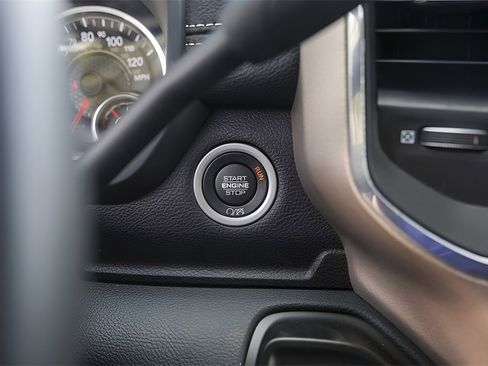 Used 2024 RAM 3500 Laramie w/ Protection Group image 21