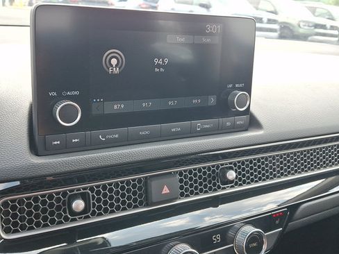 Certified 2023 Honda Civic EX image 18