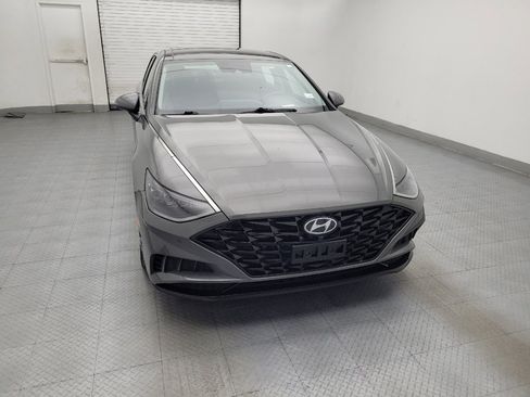 Used 2022 Hyundai Sonata Limited w/ Preferred Accessory Package FWD image 14
