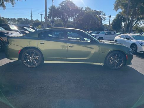 Used 2023 Dodge Charger R/T w/ Plus Group RWD image 5