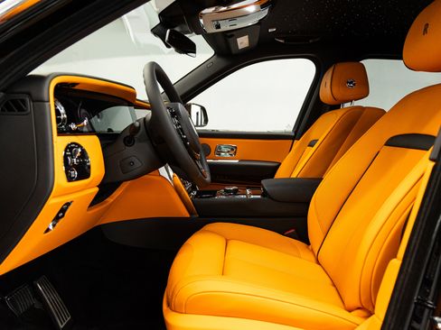 New 2026 Rolls-Royce Cullinan AWD/4WD image 30