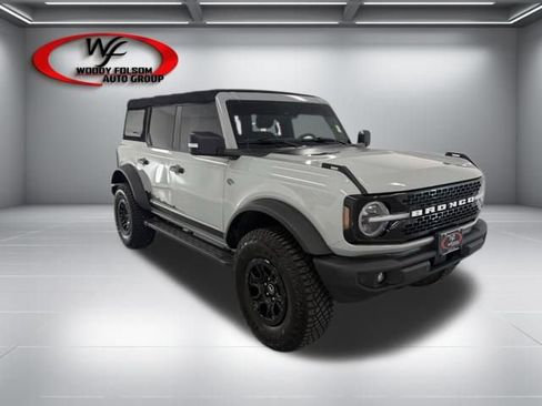 Used 2022 Ford Bronco Wildtrak AWD/4WD image 3