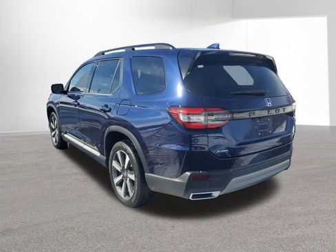 Used 2023 Honda Pilot Touring image 14