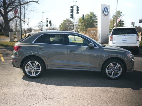 Used 2024 Audi Q3 2.0T Premium Plus image 9
