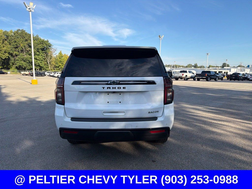 Used 2024 Chevrolet Tahoe Z71 w/ Luxury Package AWD/4WD image 7