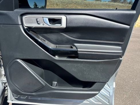 Used 2023 Ford Explorer ST w/ Equipment Group 401A AWD/4WD image 19
