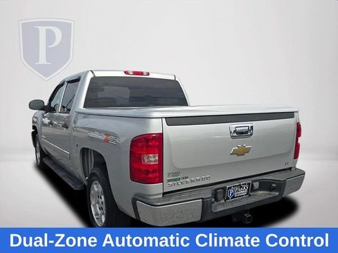 Used 2010 Chevrolet Silverado 1500 LT w/ Interior Plus Package RWD image 10