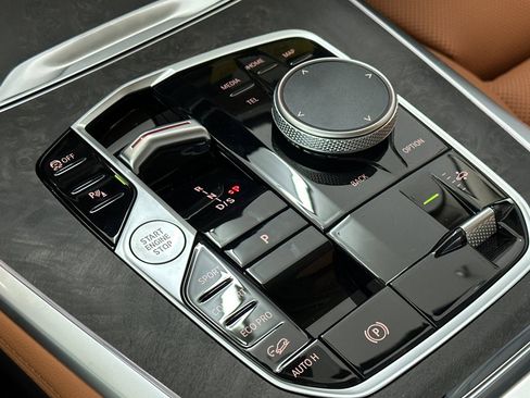 New 2026 BMW X7 xDrive40i image 16