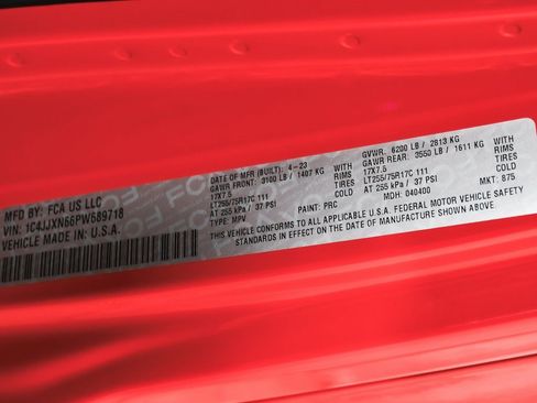 Used 2023 Jeep Wrangler Unlimited w/ 8.4" Radio Group image 15