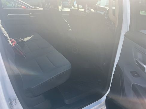Used 2019 RAM 1500 Big Horn AWD/4WD image 7