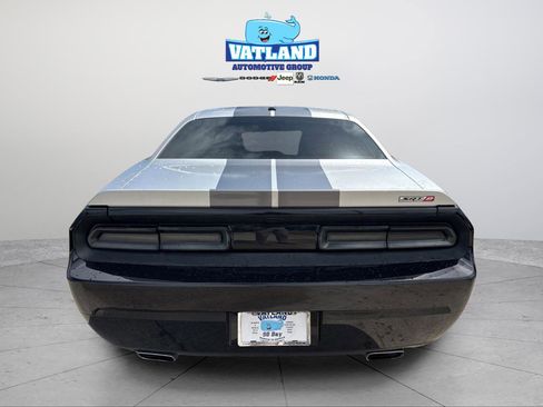 Used 2012 Dodge Challenger SRT8 w/ Premium Sound Group image 4