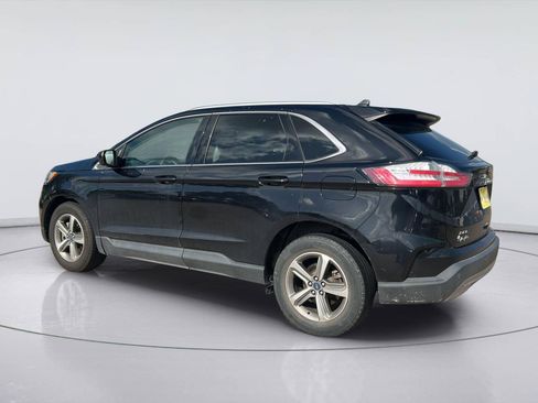 Used 2021 Ford Edge SEL w/ Convenience Package FWD image 4