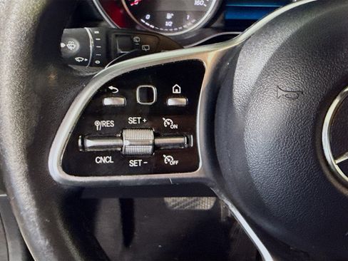 Used 2020 Mercedes-Benz GLC 300 image 14