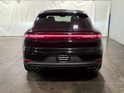 New 2026 Porsche Cayenne Coupe image 6