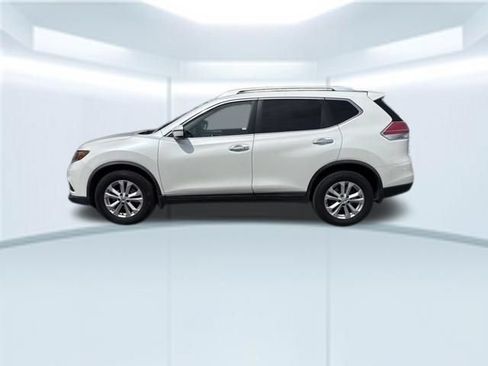 Used 2016 Nissan Rogue SV FWD image 10