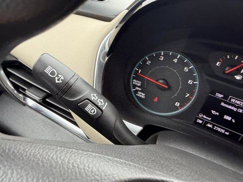 Used 2023 Chevrolet Traverse LS w/ Safety Package image 32