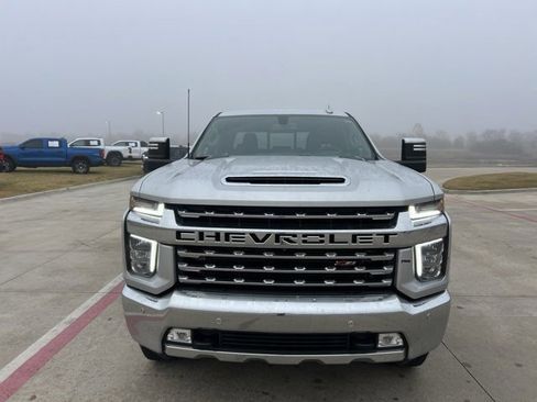 Used 2023 Chevrolet Silverado 2500 LTZ image 2