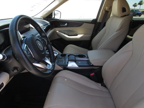 Used 2022 Acura MDX SH-AWD w/ Advance Package image 16