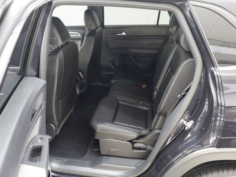 Used 2023 Volkswagen Atlas Cross Sport SE w/ Black Wheel Package AWD/4WD image 14