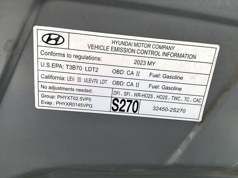 Used 2023 Hyundai Santa Cruz Limited image 33