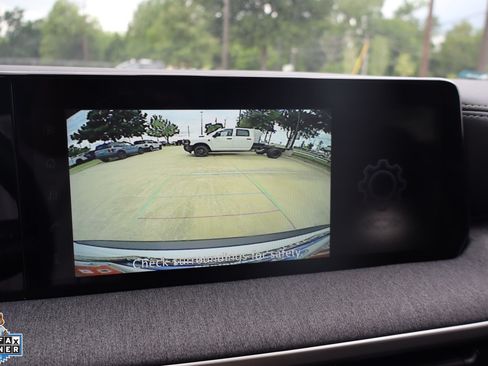 Used 2025 Nissan Kicks SV FWD image 23