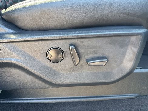 New 2025 Ford F150 Lariat w/ Equipment Group 501A Mid image 18