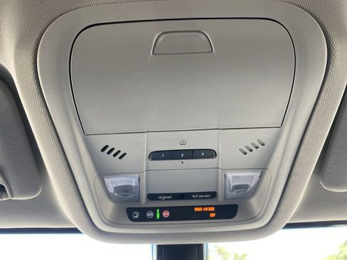 Used 2019 GMC Acadia SLT w/ LPO, Floor Liner Package FWD image 25