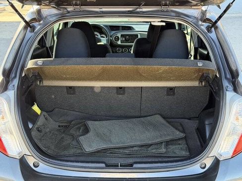 Used 2012 Toyota Yaris LE image 23