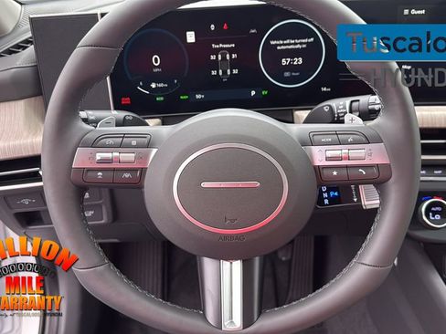 New 2025 Hyundai Sonata Limited image 17