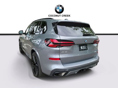 Certified 2024 BMW X5 sDrive40i w/ M Sport Package RWD image 3