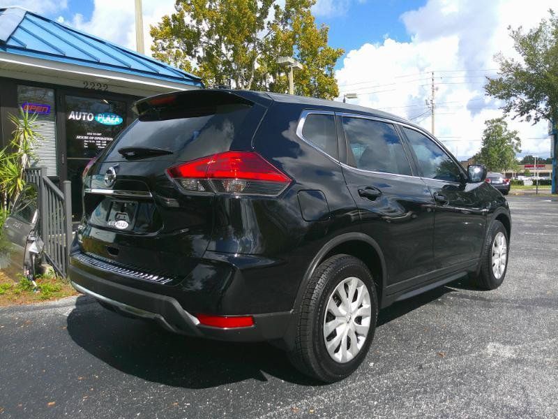 Used 2017 Nissan Rogue S FWD image 5
