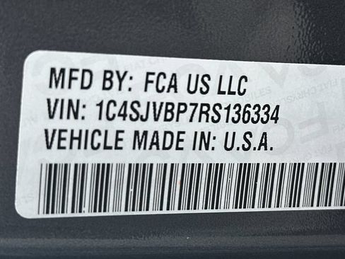 Used 2024 Jeep Wagoneer Series II w/ Flexible Seating Group AWD/4WD image 34