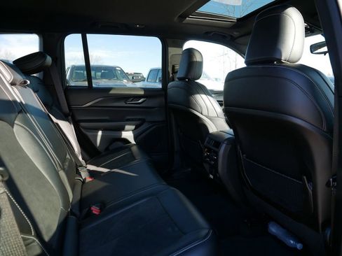 Certified 2024 Jeep Grand Cherokee Altitude image 26