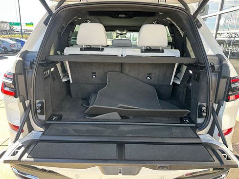 Certified 2025 BMW X7 xDrive40i image 12