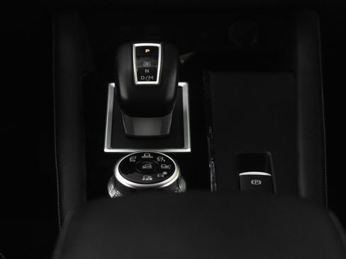 Used 2024 Mitsubishi Outlander SE Black Edition image 35