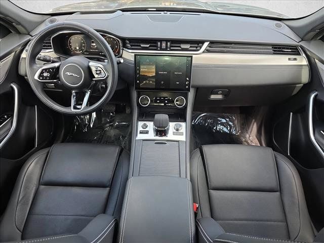 Used 2026 Jaguar F-PACE R-Dynamic S AWD/4WD image 9