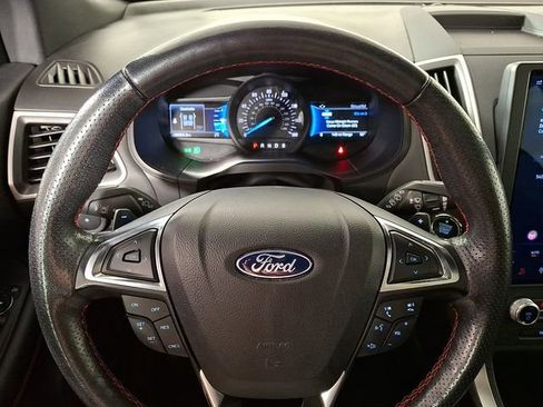 Used 2022 Ford Edge ST-Line w/ Class II Trailer Tow Package AWD/4WD image 18