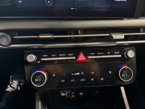 Used 2025 Hyundai Tucson SEL image 24