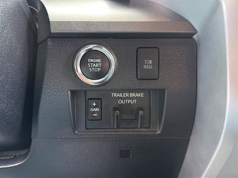 Used 2021 Toyota Tundra SR5 w/ TRD Off-Road Package AWD/4WD image 26