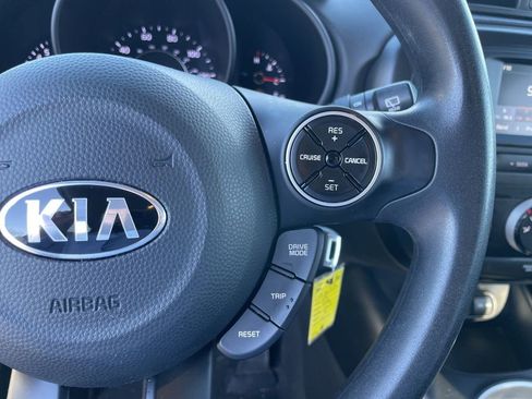 Used 2019 Kia Soul image 15
